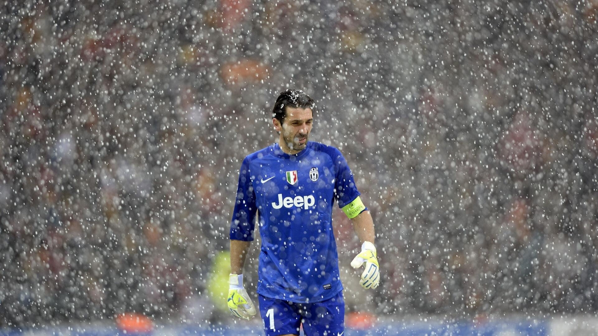 线上足球热潮:虚拟联赛吸引大量年轻粉丝,虚拟足球赛事是真的假的