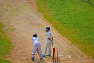 kaiyun-国足场上球员协同配合，国足同组对手